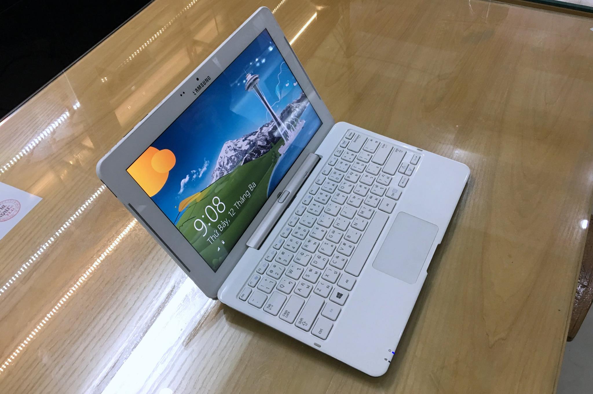 Laptop Samsung ATIV Smart PC 500T-7.jpg